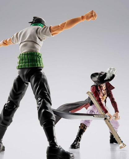 One Piece S.H.Figuarts Action Figure Dracule Mihawk Hawkeye 17 cm