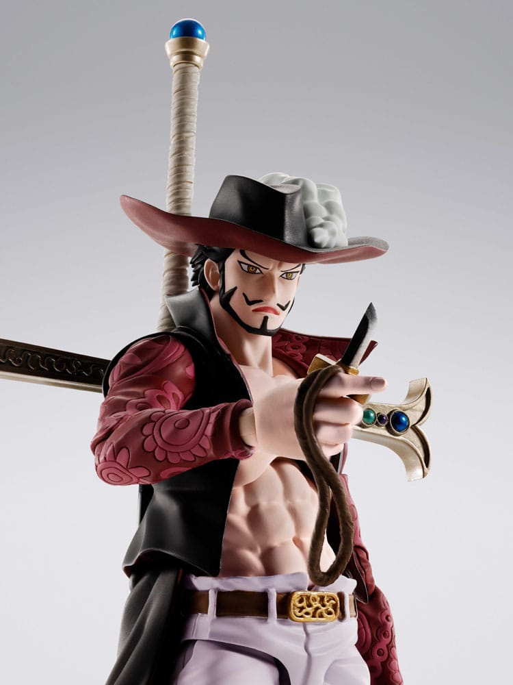 One Piece S.H.Figuarts Action Figure Dracule Mihawk Hawkeye 17 cm