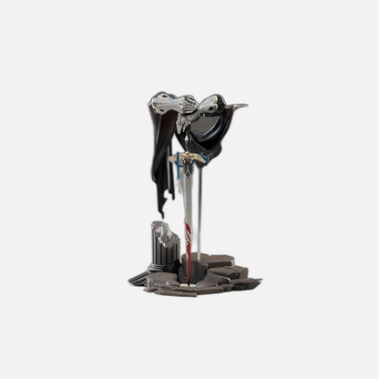 Reverse: 1999 Limepie Series PVC Statue Knight 17 cm