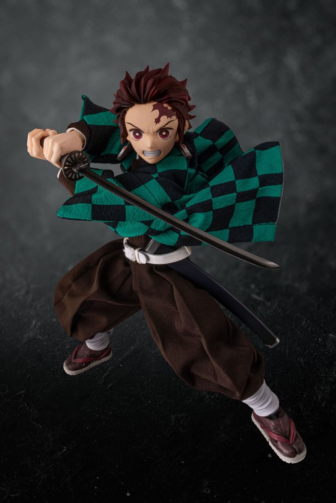 Demon Slayer: Kimetsu no Yaiba Statue 1/6 Tanjiro Kamado 20 cm - Otaku Gems