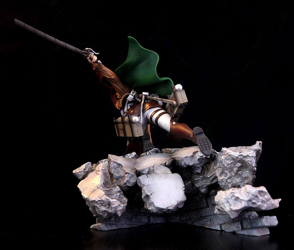 Attack on Titan Diorama Hope for Humanity 71 cm - Otaku Gems